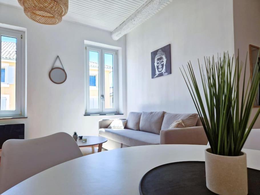Appartement A 100M Des Barques Narbonne Exterior foto